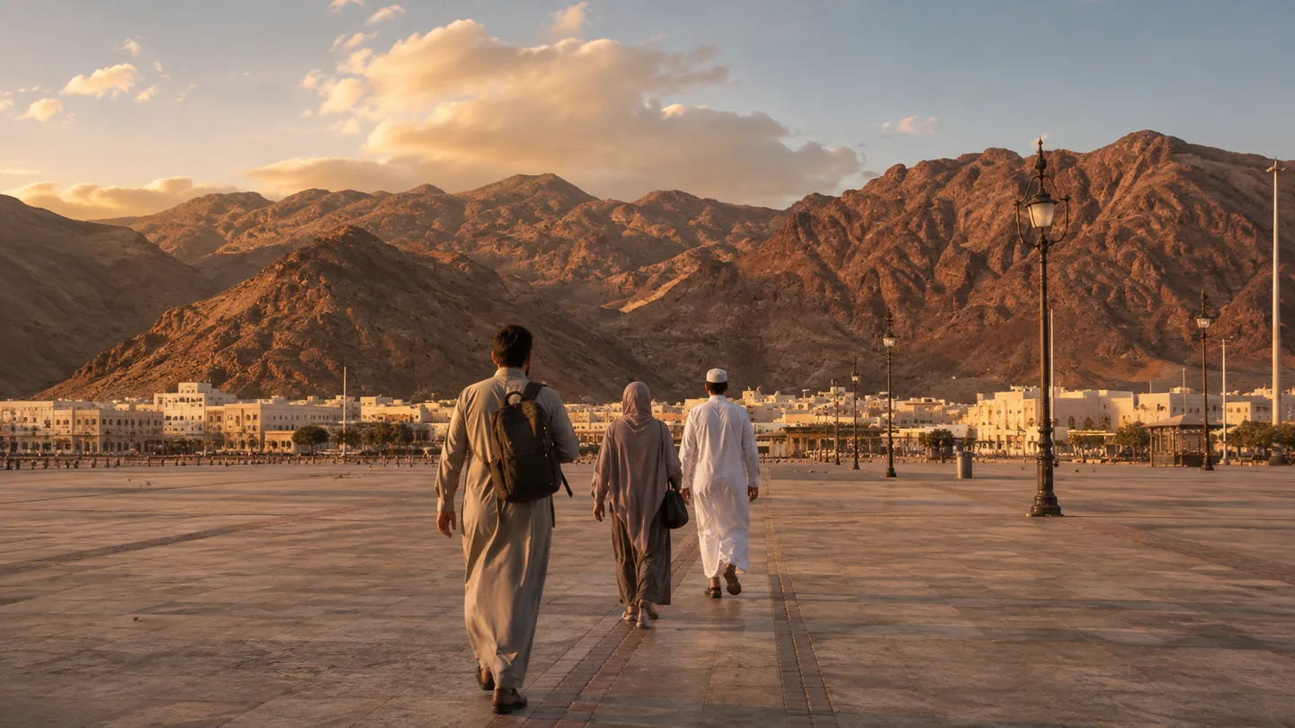 Illustration of travellers arriving in Madinah at golden hour